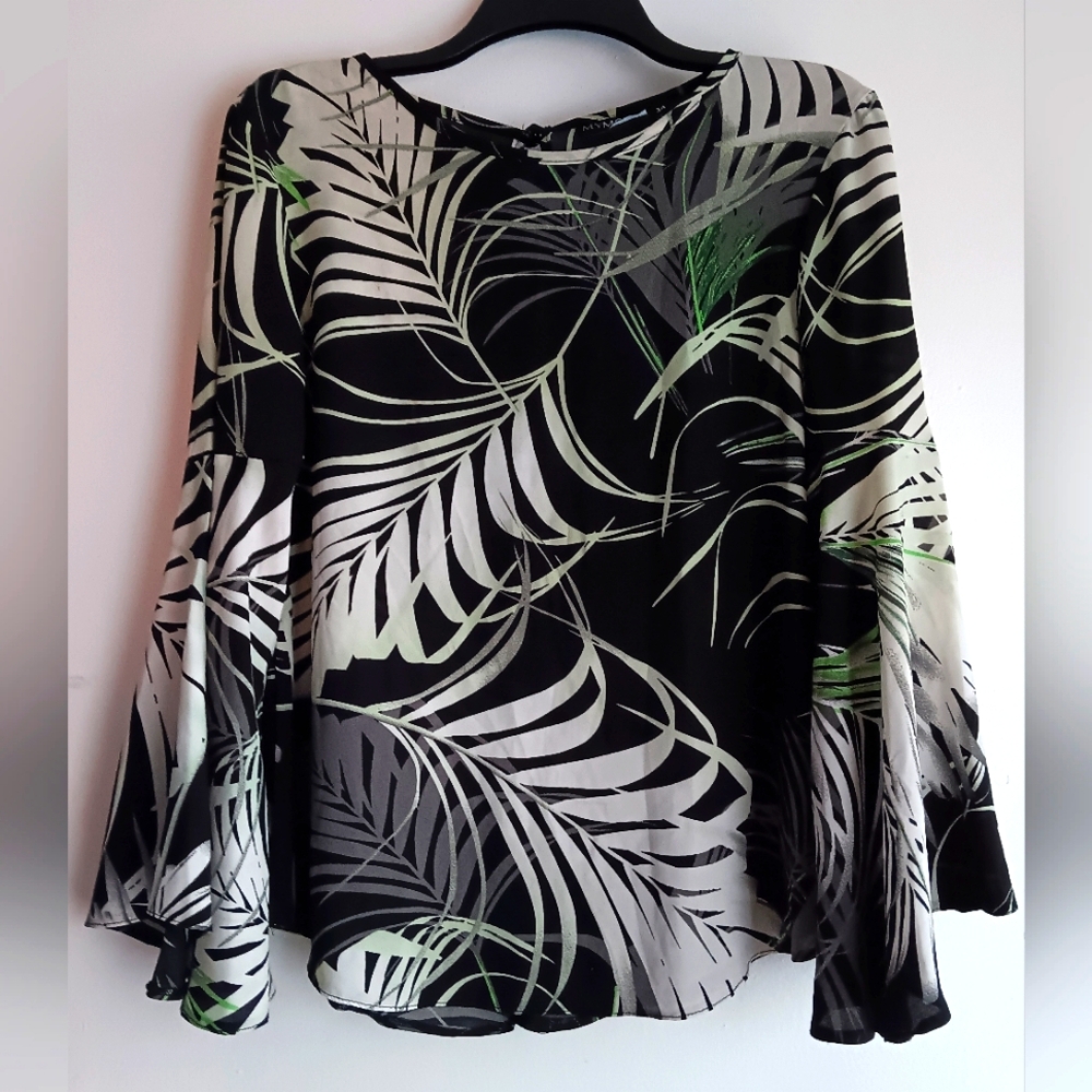 3 For $13🧡My Mode Black and Green Leaf Print Blouse